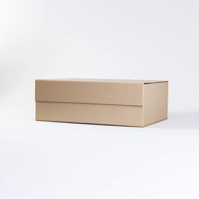 Caja con cierre magnético premium Beige | 10.5x34.5x20 cm