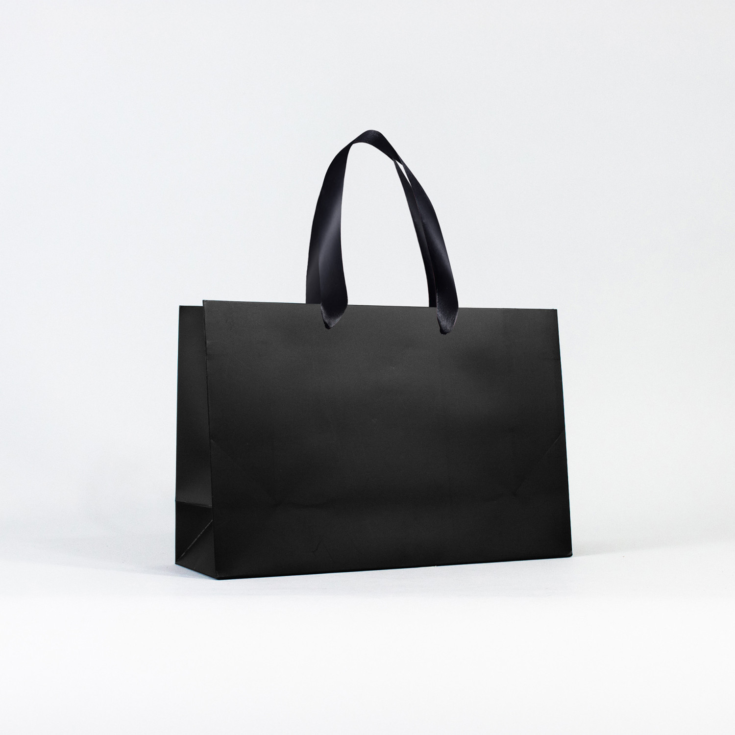Bolsa de papel premium Negra | 20x30x10 cm