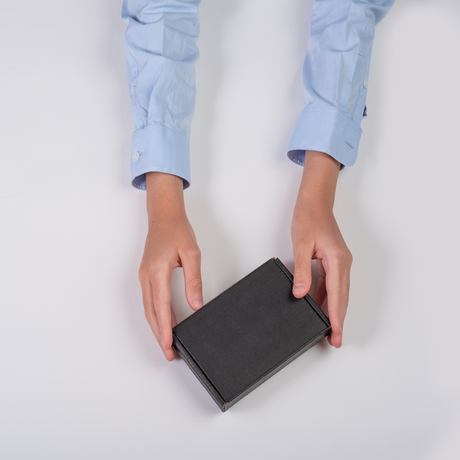 Caja autoarmable 15x10x3 negra