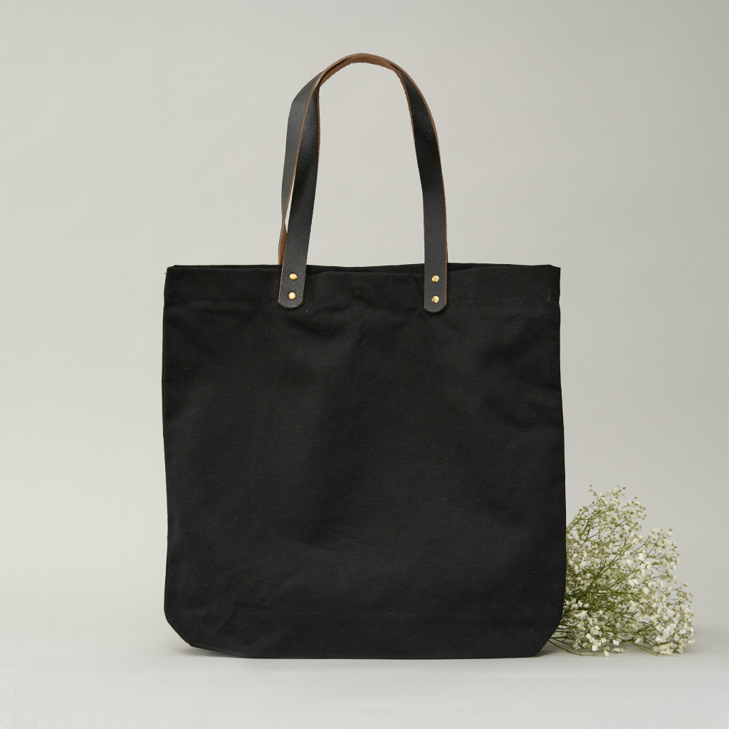 Bolso cuero negro top